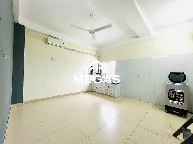 Hình ảnh Căn Hộ Cao Cấp - 30m2 Ngay Nguyễn Văn Quá - Công Viên Phần Mềm QT
