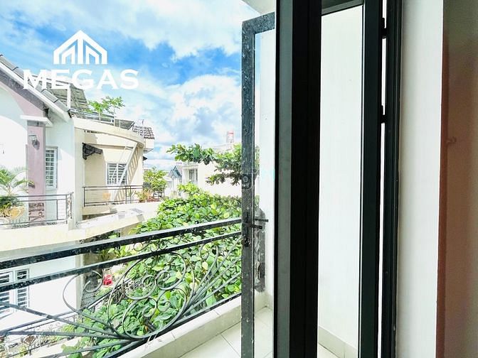 Hình ảnh Studio Ban Công - Mới - Full Nội Thất - Công Viên Làng Hoa - Gò Vấp
