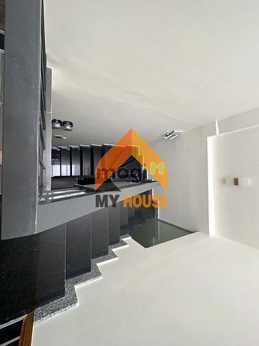 Hình ảnh VILLA phố THẢO ĐIỀN cực đẹp 31 CỦ FULL nội thất style hiện đại ạ