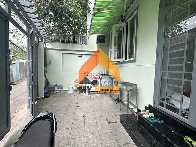 Hình ảnh VILLA phố THẢO ĐIỀN cực đẹp 31 CỦ FULL nội thất style hiện đại ạ