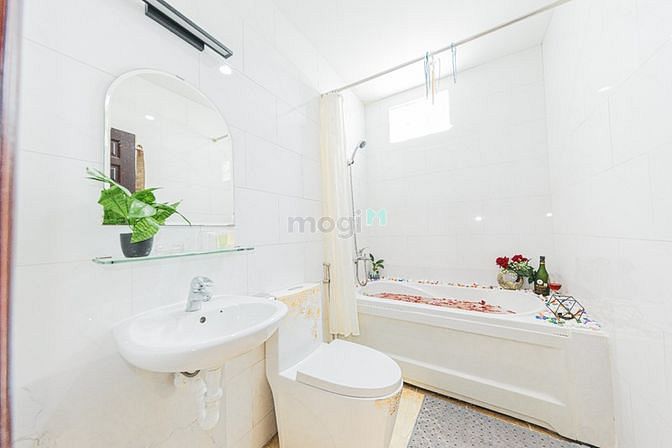 Hình ảnh Cho Thuê Căn Hộ Full nội thất trung tâm quận  3