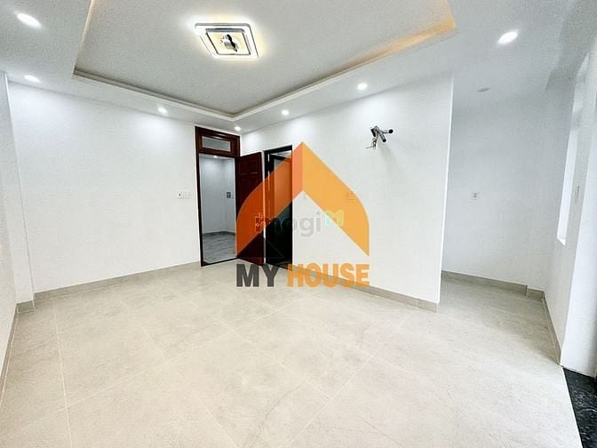 Hình ảnh 🏡ĐÚNG ĐỈNH toà nhà mới xây ngay TRẦN NÃO 400M2