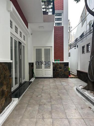 Hình ảnh Nhà Biệt Thự Thích Hợp Mở Văn Phòng Spa Thẩm Mỹ Cực Đỉnh