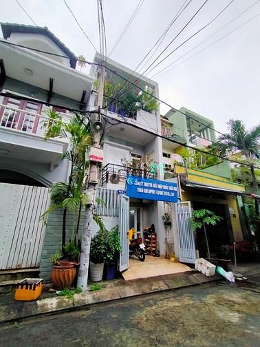 Hình ảnh Giao nhà cuối tháng 12, đường Thống Nhất, 3 lầu.