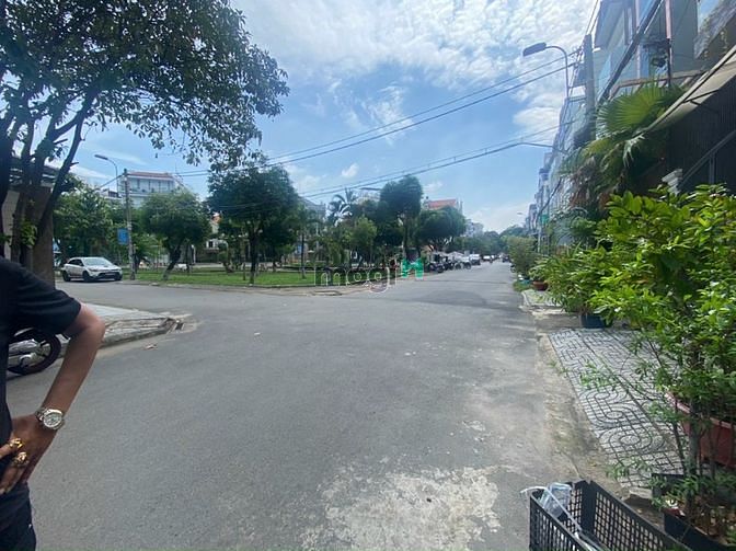 Hình ảnh Cần Tiền giảm thẳng 1 tỷ 100tr lô đất 8x18m hẻm xe tải thông