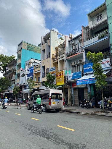 Hình ảnh CHO THUÊ Toà Nhà Văn Phòng - 5 Tầng TM - 125 Triệu/Tháng .