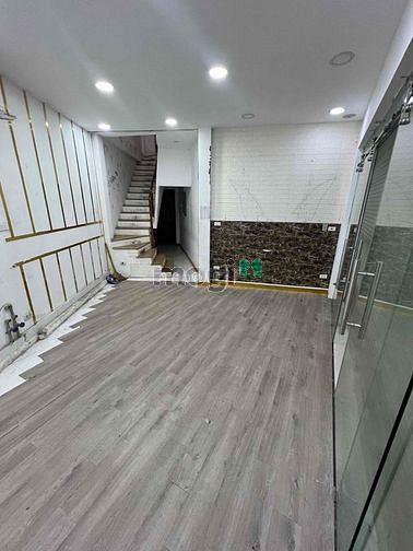 Hình ảnh Cho thuê nhà mặt phố Khâm Thiên,Đống Đa,Hà Nội