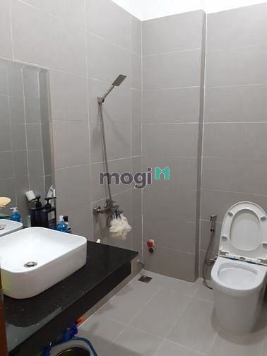 Hình ảnh Khu quân đội sang nhất Phổ Quang, P2, Tân Bình (5.2x19.5), 5tầng.