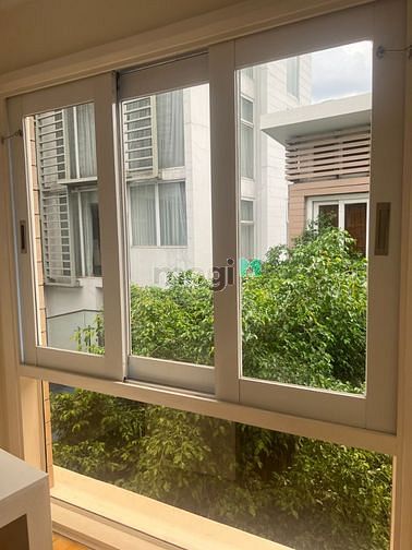 Hình ảnh Cho thuê Villa 300m2 khu compound  Nguyễn Văn Hưởng Hầm 3L 3PN