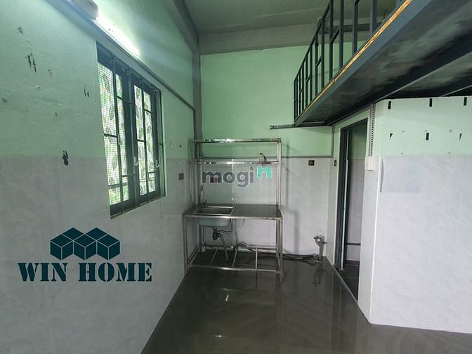 Hình ảnh Cho Thuê phòng Ban Công Mới sạch sẽ, 158 Mã Lò