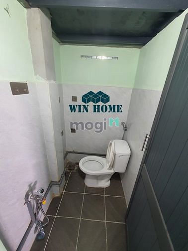 Hình ảnh Cho Thuê phòng Ban Công Mới sạch sẽ, 158 Mã Lò
