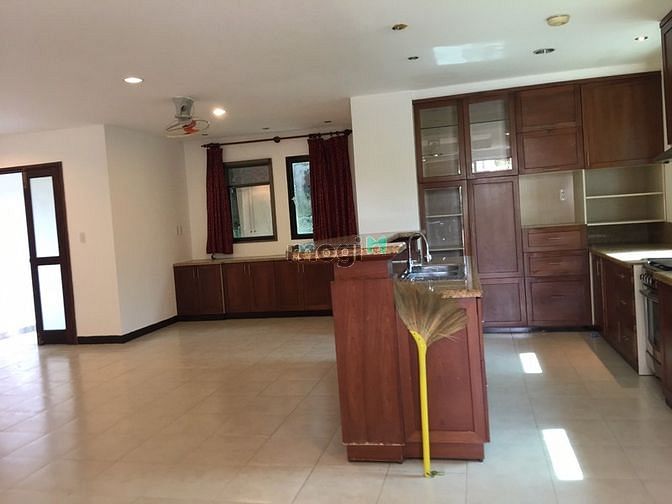 Hình ảnh Cho thuê Villa khu compound Thảo Điền 3 lầu hồ bơi chung 200m2