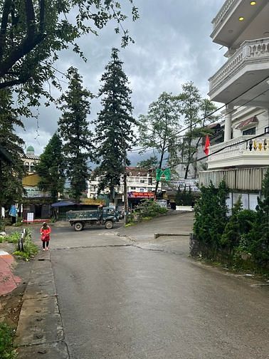 Hình ảnh BÁ.N NHÀ CŨ 2 tầng trung tâm SAPA