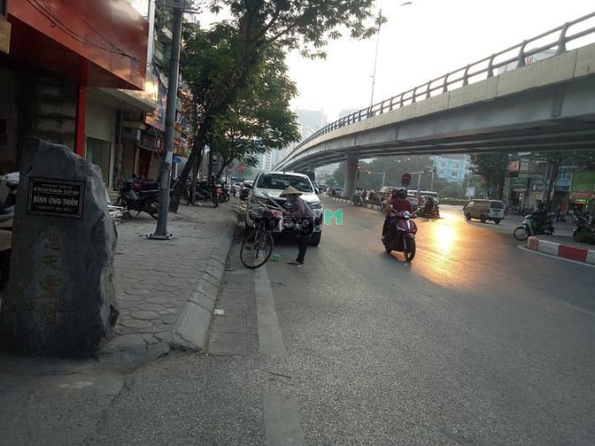 Hình ảnh Bán nhà mặt phố Láng Hạ, Đống Đa kinh doanh sầm uất