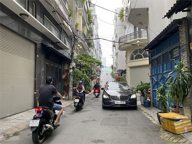 Hình ảnh Chỉ Nhỉnh 2 TỶ, SỞ HỮU Nhà Trung Tâm, TÂN BÌNH.