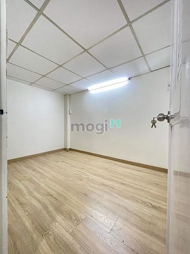 Hình ảnh Chỉ Nhỉnh 2 TỶ, SỞ HỮU Nhà Trung Tâm, TÂN BÌNH.