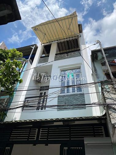 Hình ảnh Cho thuê nhà hẻm Hòa Bình, Q11 vuông vức