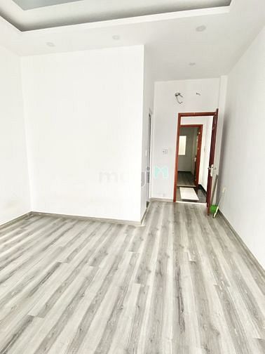 Hình ảnh Cho Thuê Nhà Phố - 2 Lầu 4 Phòng - Đường Lớn - Dân Cư Đông Đúc - 30 Tr