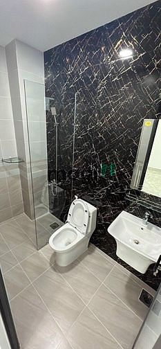 Hình ảnh Nhà đẹp MT chính Lê Thị Riêng, Q12, Tp.HCM