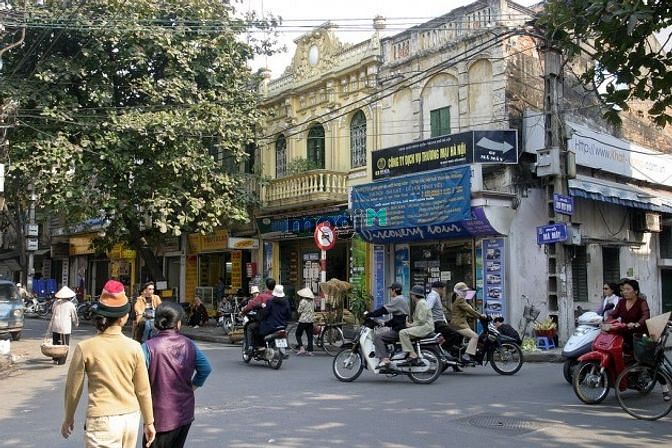 Hình ảnh Mặt Phố Cổ Cho Thuê Hàng Giầy Diện Tích : 35m2 x 4 Tầng , Mặt  T : 5m5