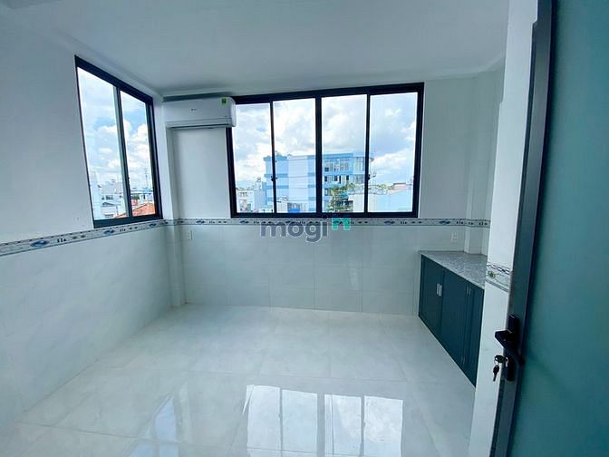 Hình ảnh Mb6623 nạp rút nhanh chóng Studio mới 100% nội thất cơ bản ngay gần đường Phan Đăng Lưu