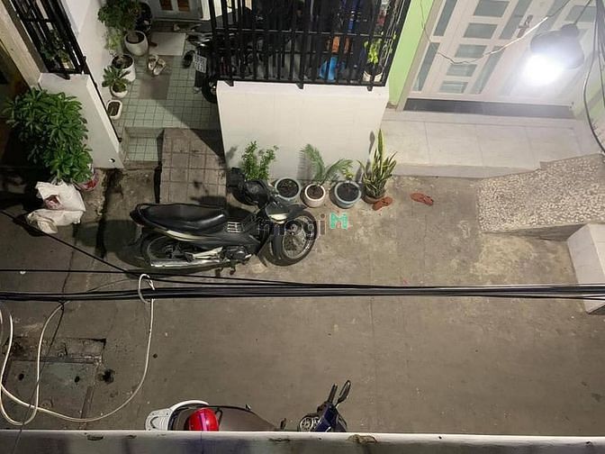 Hình ảnh hẻm 3m 2 tầng lê quang định 3,5x8,5 có sân để xe