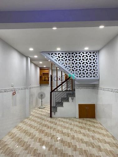 Hình ảnh hẻm 3m 2 tầng lê quang định 3,5x8,5 có sân để xe