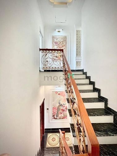 Hình ảnh Bán nhà tân cổ điển ĐS3 KDC Hồng Loan