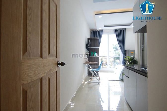 Hình ảnh Ban công cửa kính, view cực chill, full nội thất Phan Xích Long