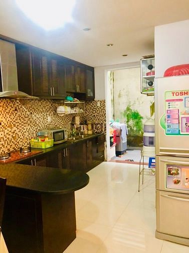 Hình ảnh Cho thuê biệt thự để ở hoặc đặt văn phòng công ty, DTSD 450m2