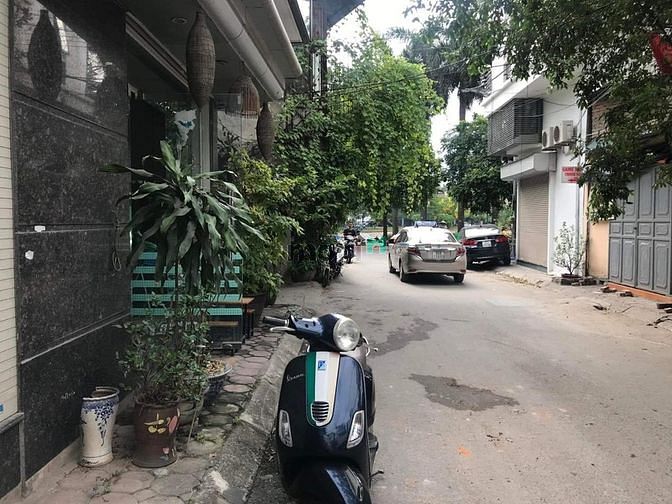 Hình ảnh Bán nhà phân lô Thái Hà, gara, tháng máy, 65m2, mt 6m, 5 tầng