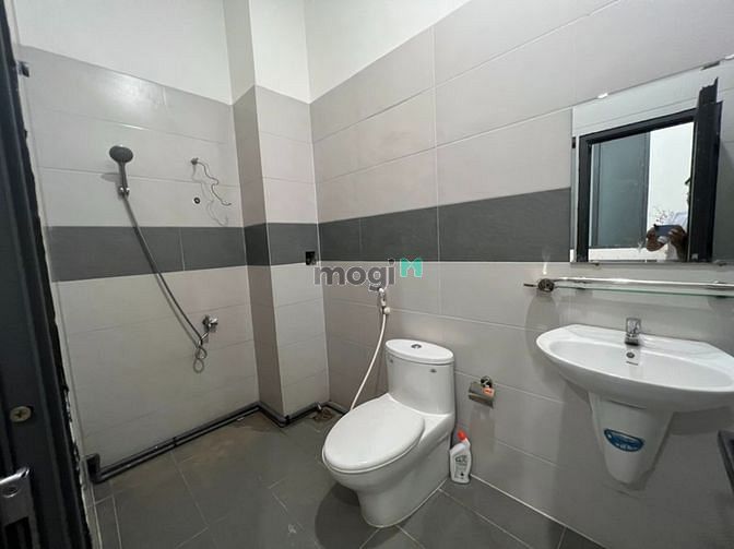 Hình ảnh Studio cao cấp gần sân bay chỉ tính mỗi điện