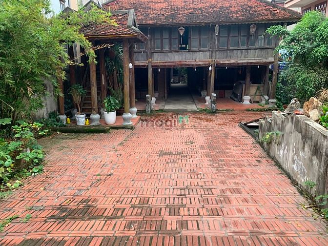 Hình ảnh Mời THUÊ 700m2 - Nhà Sân Vườn - cạnh “ HỒ TÂY