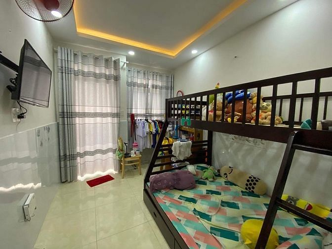 Hình ảnh CMT8 - TÂN BÌNH - 45m2 - 2 Tầng lô góc chỉ 5,25 tỷ