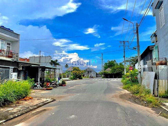 Hình ảnh Đất thổ cư đã có sổ cần bán gấp