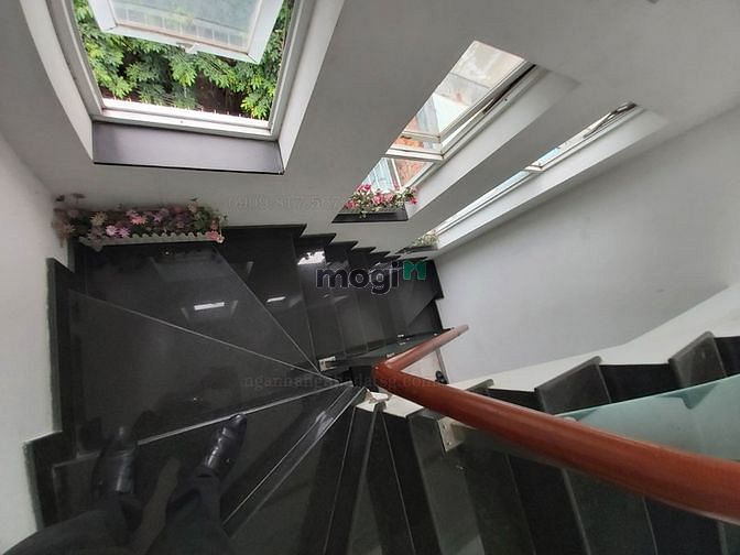 Hình ảnh Biệt thự 9x22, 12 phòng, công năng CHDV, khách sạn, chỉ 45tr/m2