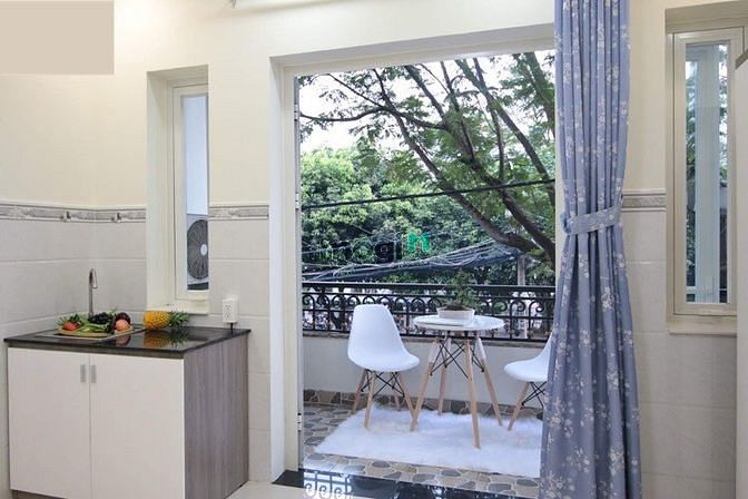 Hình ảnh Cho thuê phòng có ban công - thang máy đường Bình Thới giá 6tr5