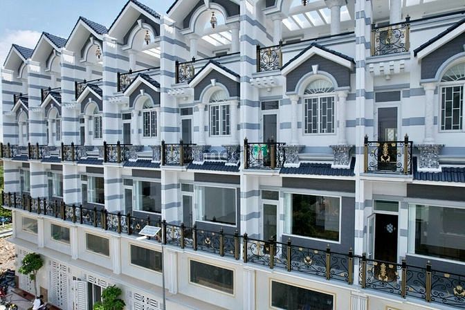 Hình ảnh Bán nhà Tỉnh Lộ 10 Binh Tân 320m2 shr 4 phòng ô tô