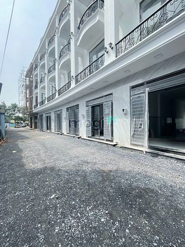 Hình ảnh Bán nhà Tỉnh Lộ 10 Binh Tân 320m2 shr 4 phòng ô tô