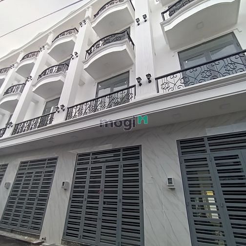 Hình ảnh Bán nhà Tỉnh Lộ 10 Binh Tân 320m2 shr 4 phòng ô tô
