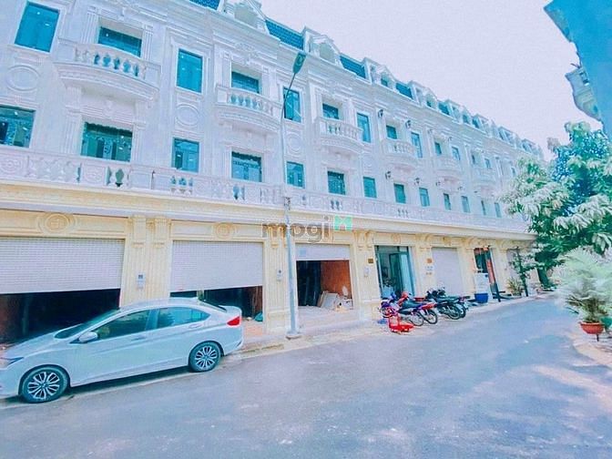 Hình ảnh Bán nhà Tỉnh Lộ 10 Binh Tân 320m2 shr 4 phòng ô tô