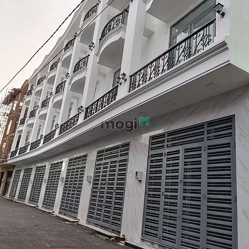 Hình ảnh Bán nhà Tỉnh Lộ 10 Binh Tân 320m2 shr 4 phòng ô tô