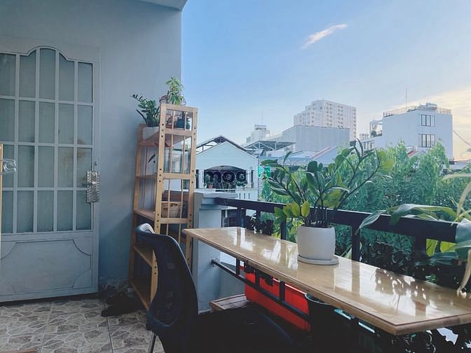 Hình ảnh Phòng ban công siêu đẹp, 40m2 , Trần Nhật Duật, quận 1