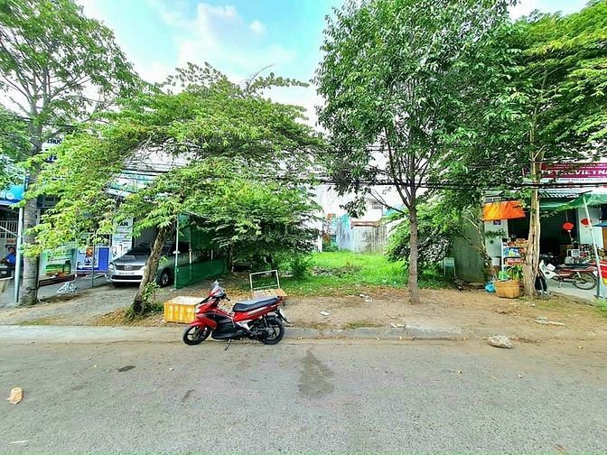 Hình ảnh Bán nền đầu đường A2 KDC Hưng Phú