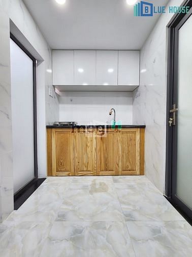 Hình ảnh 35m2_CHDV_NTCB_Gác cao_mới xây 100%_Ở được 4ng 4 xe_Sạch sẽ_An ninh