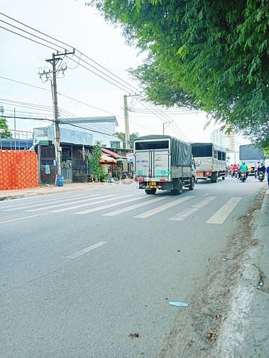 Hình ảnh Hàng hiếm đang ngộp cần bán gấp tại Dĩ An, Binh Dương