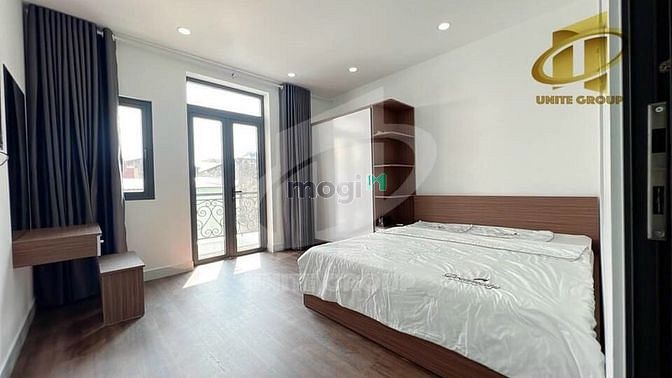 Hình ảnh Ngay vòng xoay Lăng Cha Cả , Lê Văn Sỹ , Quận 3