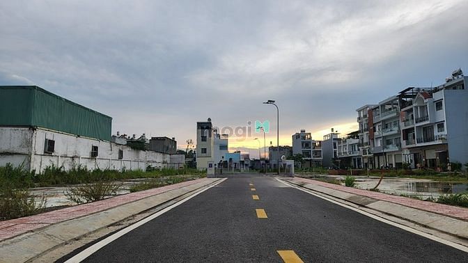 Hình ảnh Bán Gấp Lô Đất Mặt Tiền Đường Hoàng Phan Thái