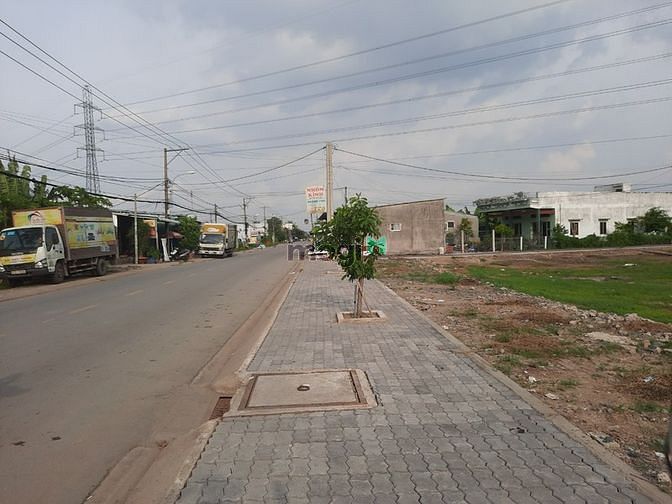 Hình ảnh Bán Gấp Lô Đất Mặt Tiền Đường Hoàng Phan Thái