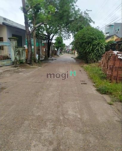 Hình ảnh Đất mặt tiền chợ - cách Đà Nẵng 3 km - giá 9xx